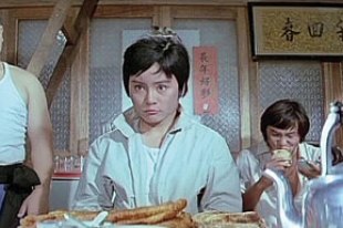 Нг Мин-Чой, Полли Куань и Сэм Хуэй