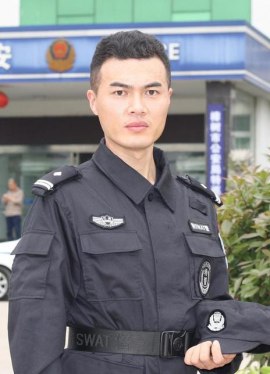 Лу Шаопин